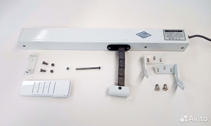 Электрический привод для окон с управлением со сма