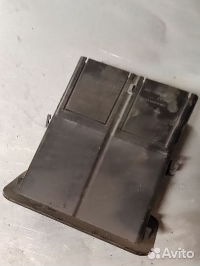 Дефлектор воздушный под торпедо Porsche Cayenne S