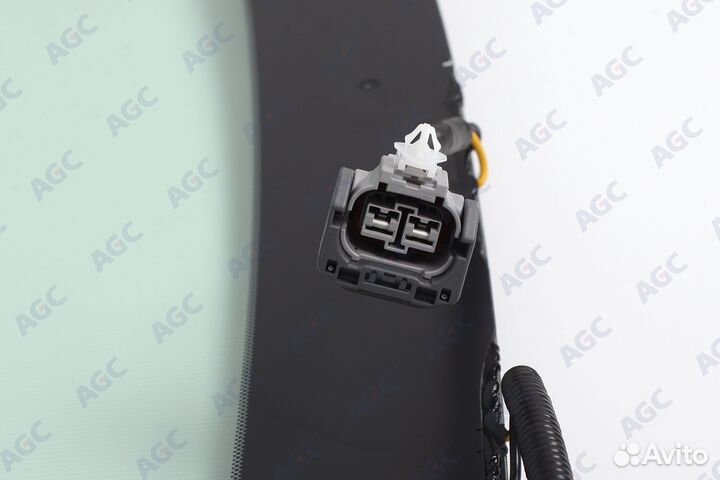 AGC toyota camry 2011-2014 стекло ветровое зеленое/зеленая полоса + шумоизоляция -С полным обогревом