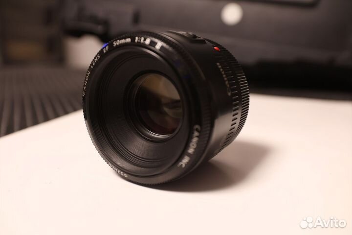 Объектив canon EF 50mm 1.8