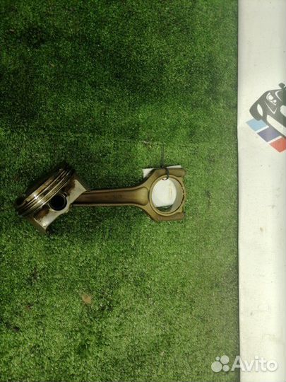 Поршень с шатуном Bmw 523 F10 N52B25AF 2011