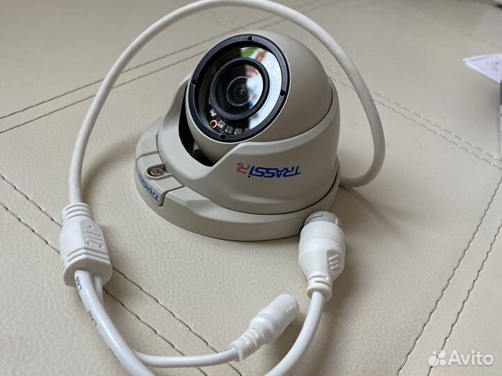 Камера видеонаблюдения купольная