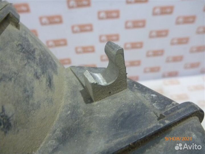 Резонатор воздушного фильтра Renault Laguna X74