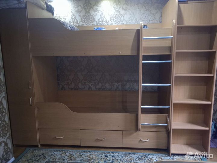 Двухъярусная кровать бу