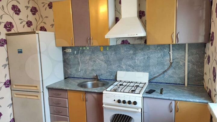 1-к. квартира, 40 м², 8/10 эт.