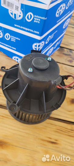 Моторчик печки Opel astra j