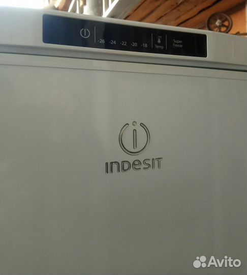 Морозильная камера Indesit NoFrost 270 литра новая