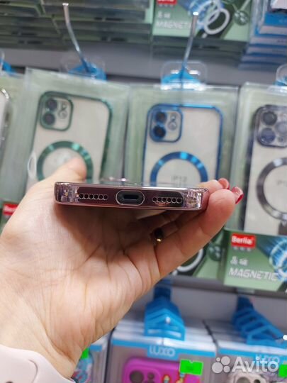 Чехол на iPhone