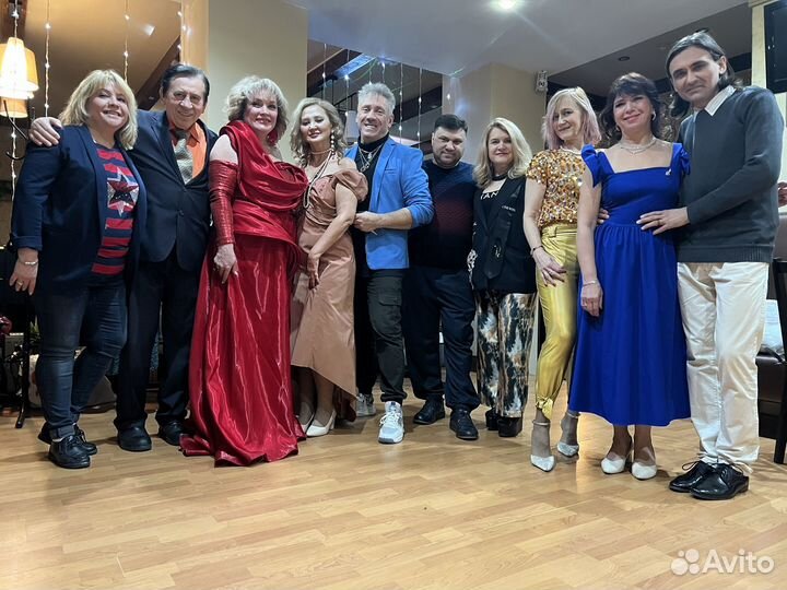 Ведущий специалист,тамада поющий