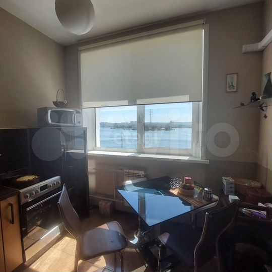 1-к. квартира, 42 м², 3/3 эт.