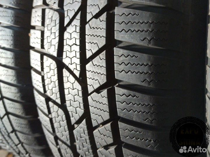 Continental ContiWinterContact TS 830 P 215/60 R17