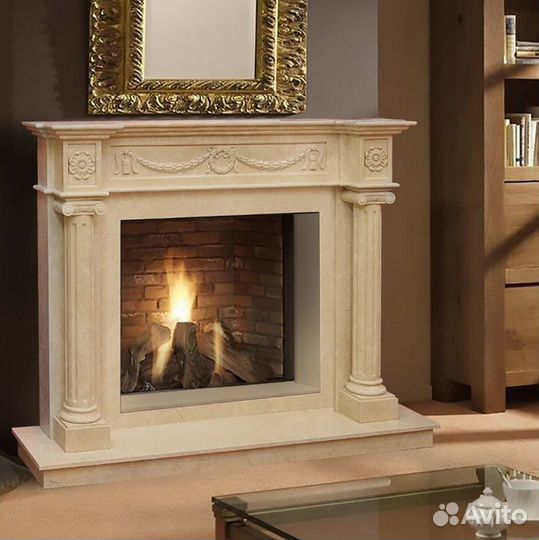 Камин из мрамора