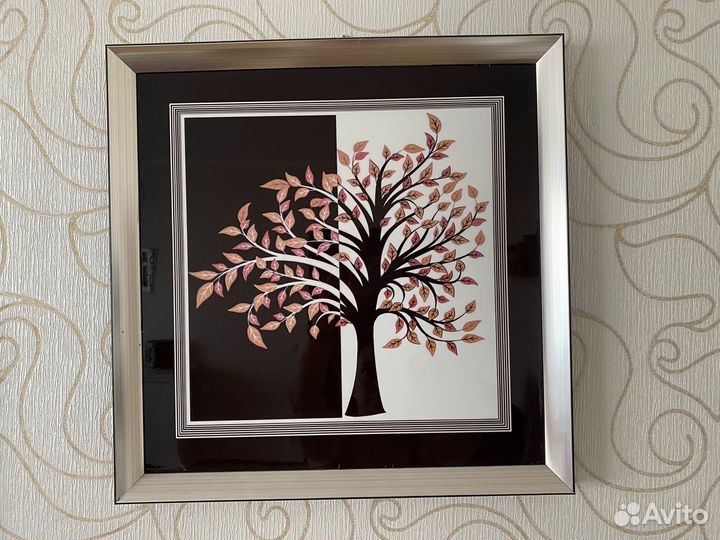 Три постера в раме 