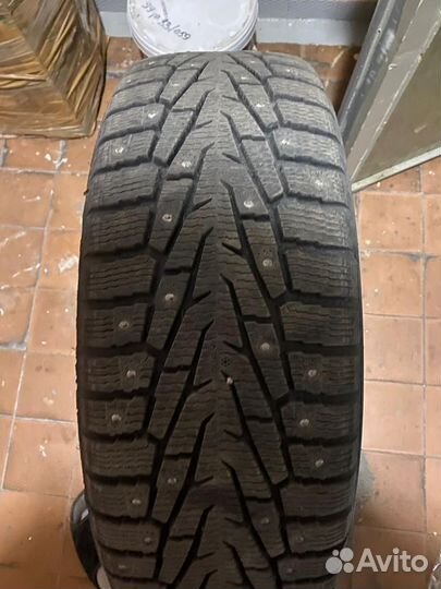 Nokian Tyres Hakkapeliitta 5 235/60 R18