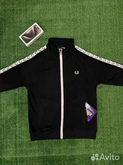 Зипка Fred Perry