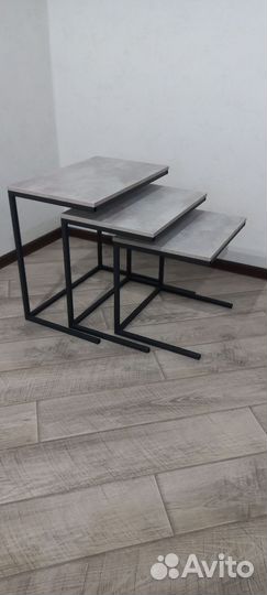 Журнальный столик приставной