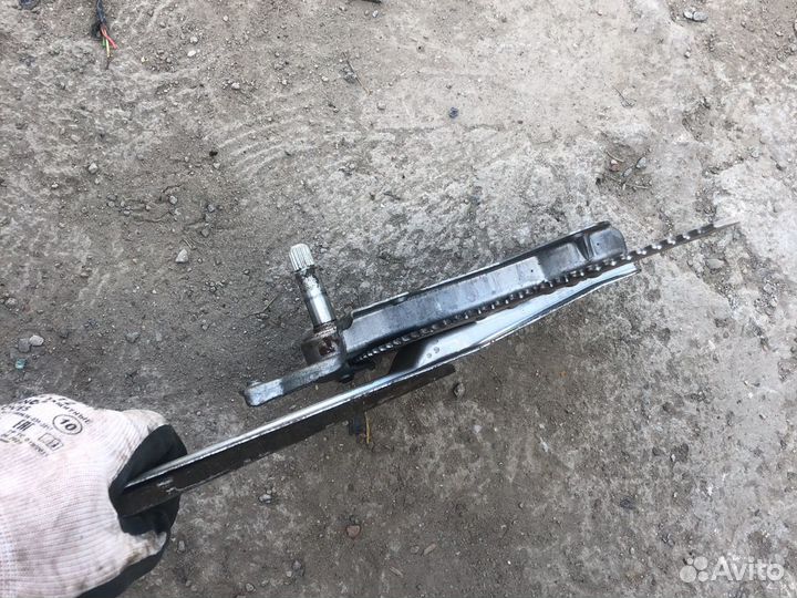 Стеклоподьемник задний левый Nissan Note E11