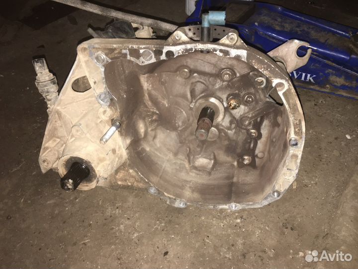 МКПП на рено логан 1,6 первое поколение