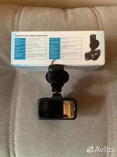 Видеорегистратор “Playme Back“