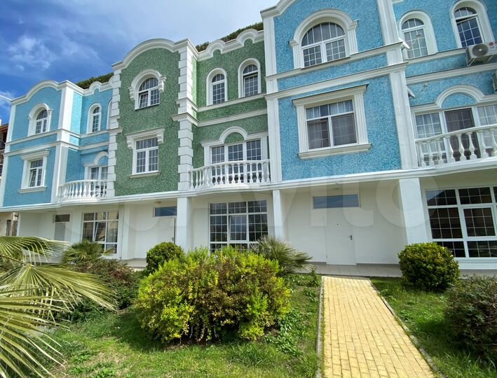 Квартира-студия, 44,1 м², 1/3 эт.