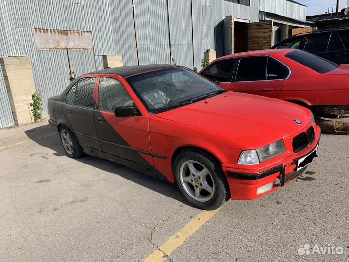 BMW E36 318i в разбор