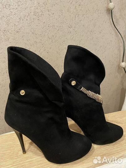 Полусапожки женские