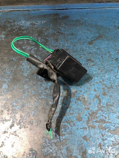 Блок реле Subaru Outback BR/B14