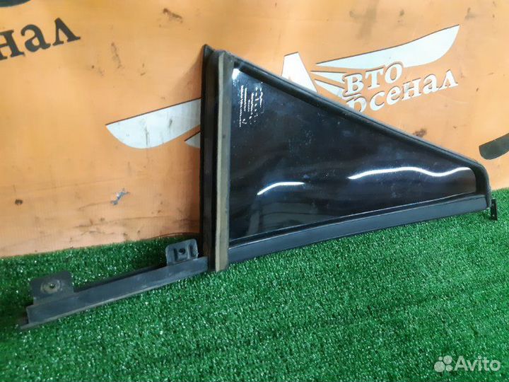 Форточка двери задняя левая Daewoo Nexia седан 1.5