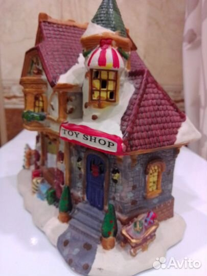 Домик керамический. Новогодний