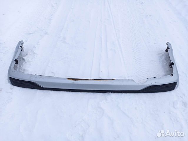 Тюнинг накладка на задний бампер Toyota LC200