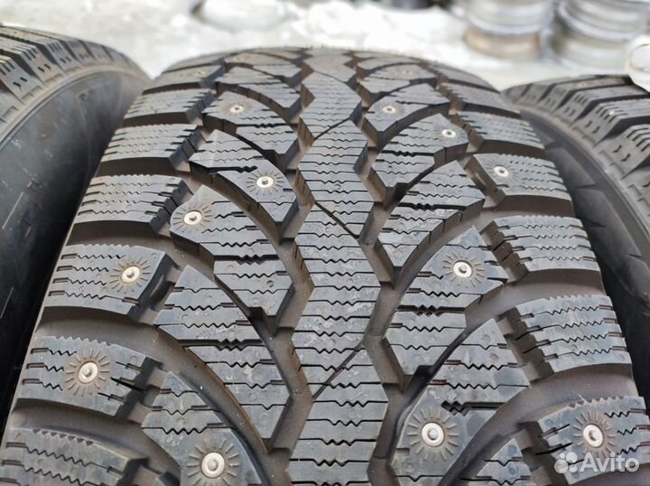 Pirelli Formula Ice 225/65 R17 88T