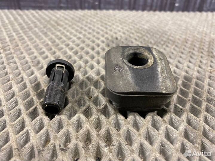 Подушка радиатора Audi Allroad C5 BES 2003