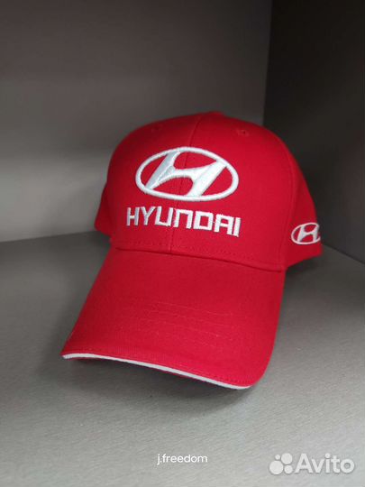 Кепка бейсболка Hyundai красная