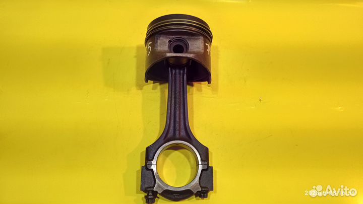 Поршень для Mercedes-Benz W124