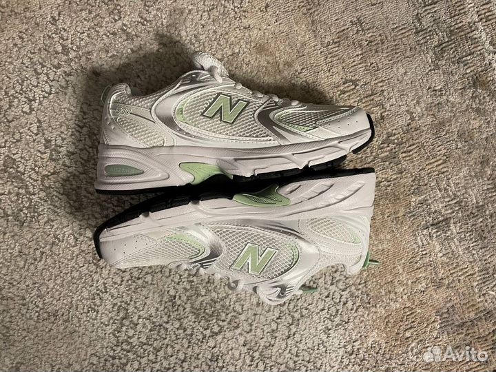 Кроссовки женские NEW balance 530