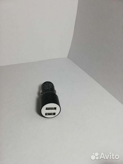 Машинная зарядка под прикуриватель