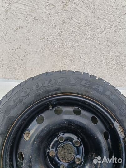 Goodyear Ultragrip 600 185/60 R15