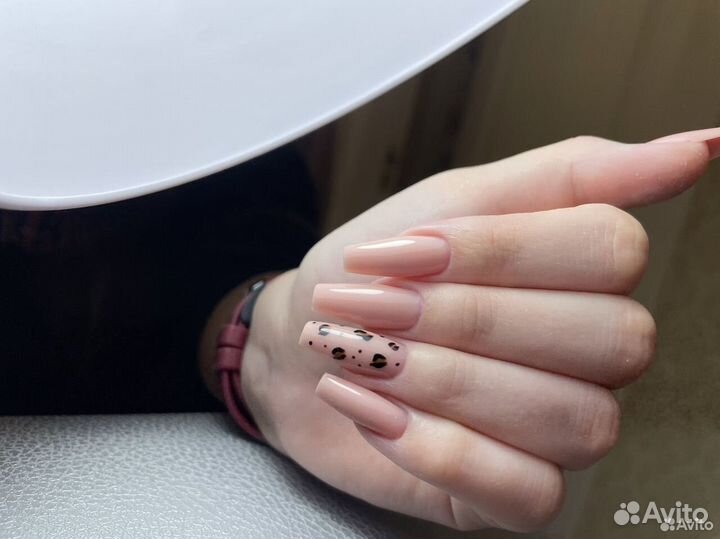 Наращивание ногтей