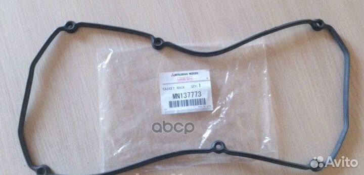 Прокладка клапанной крышки MN137773 mitsubishi