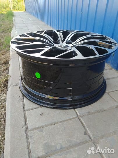 R18/5/112 Новые audi WV Passat, Skoda Мерседес