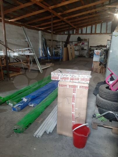 Здание, 315 м²