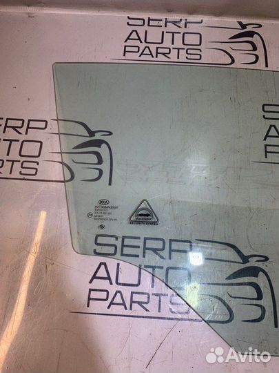 Стекло двери правое Kia Ceed ED купе G4GC 2.0 2009