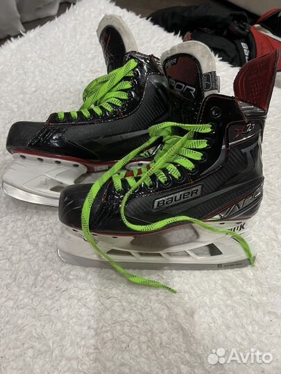 Коньки хоккейные