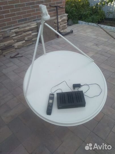 Антенна спутниковая