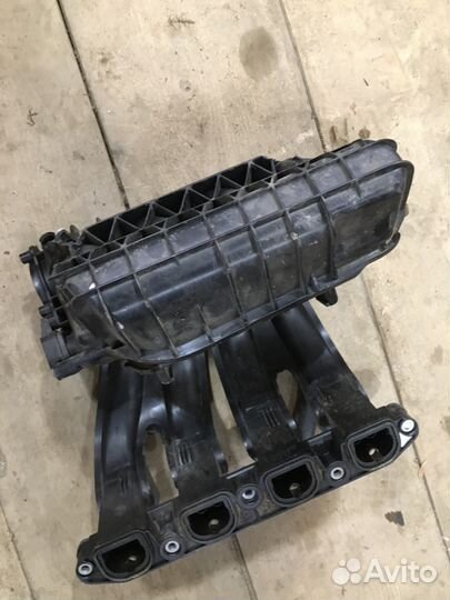 Коллектор впускной BMW 120 E 87