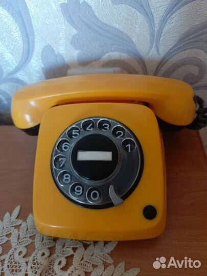 Телефонный аппарат новый