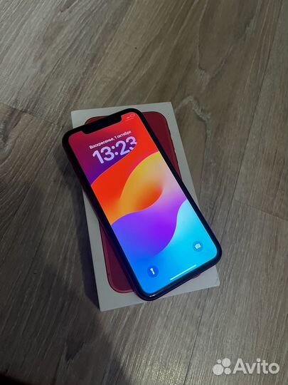 iPhone 11, 64 ГБ