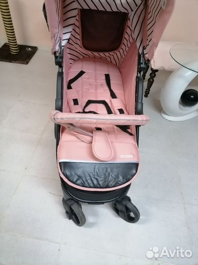 Детская прогулочная коляска Cross