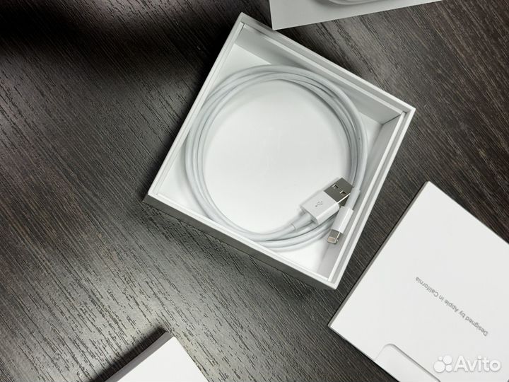 Airpods 2 с беспроводным кейсом