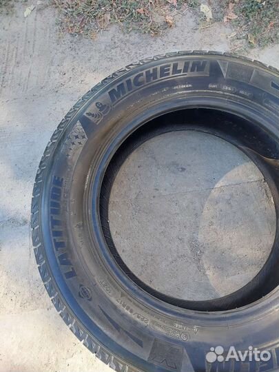 Michelin Latitude X-Ice 225/65 R17 102